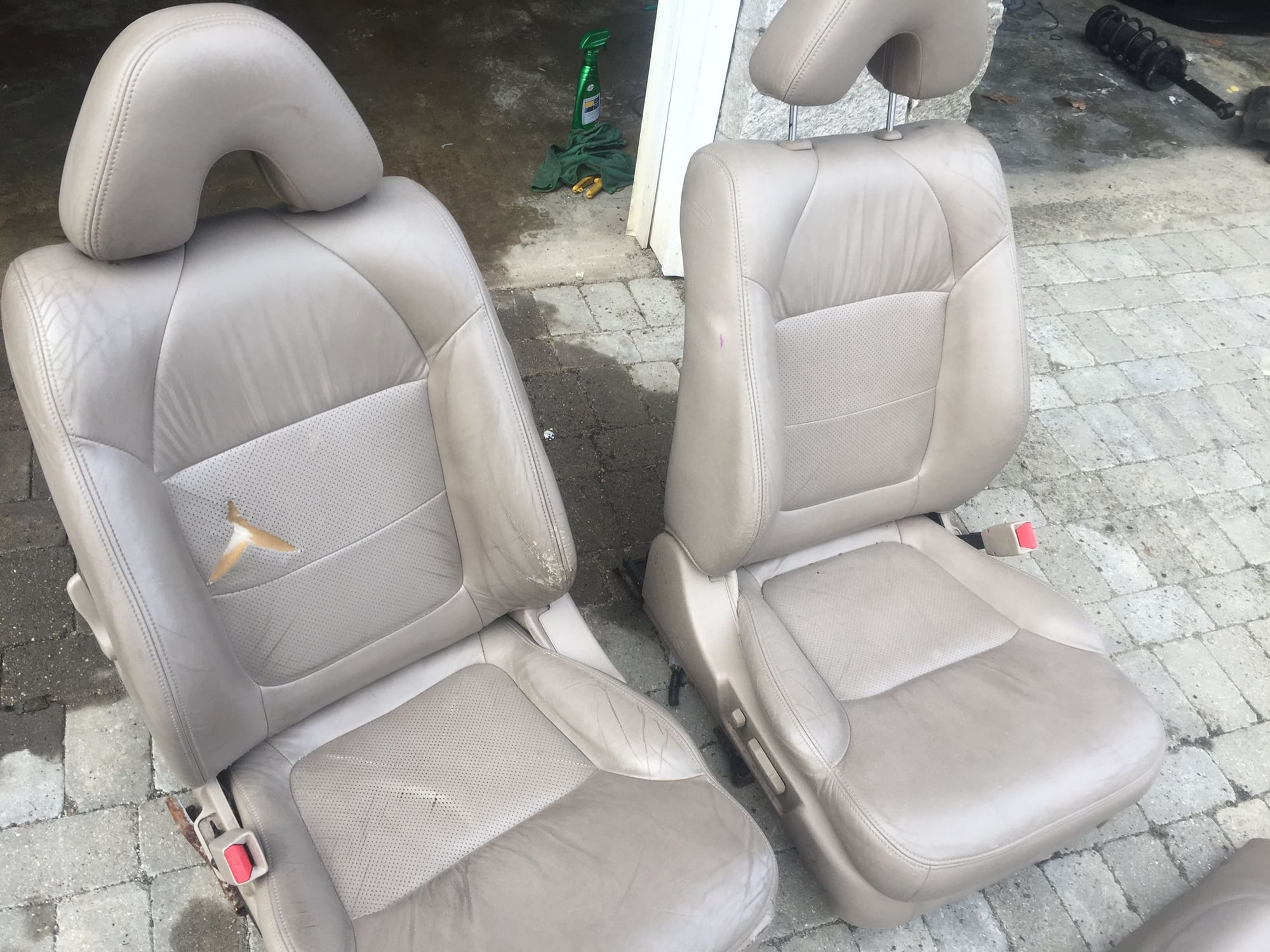 Interior/Upholstery - FS: Acura type s seats tan - Used - 1999 to 2003 Acura TL - Morris, CT 06763, United States
