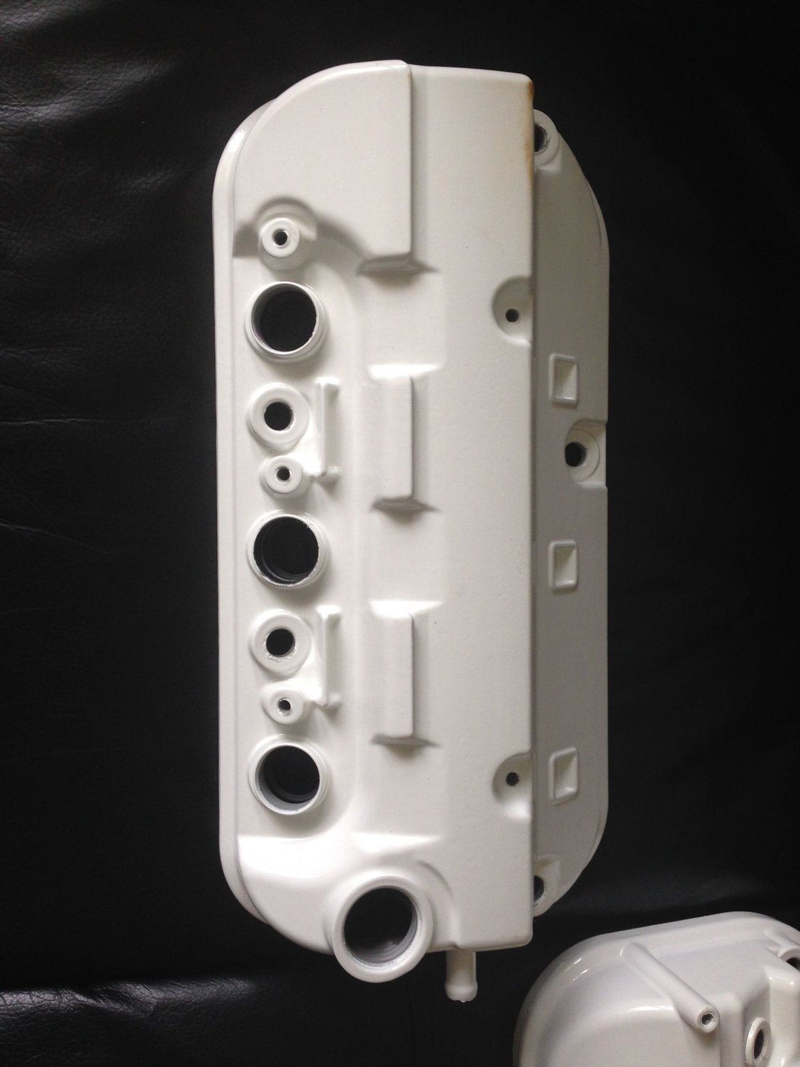 FS MA J32 White Valve Covers. 1st generation J series. AcuraZine