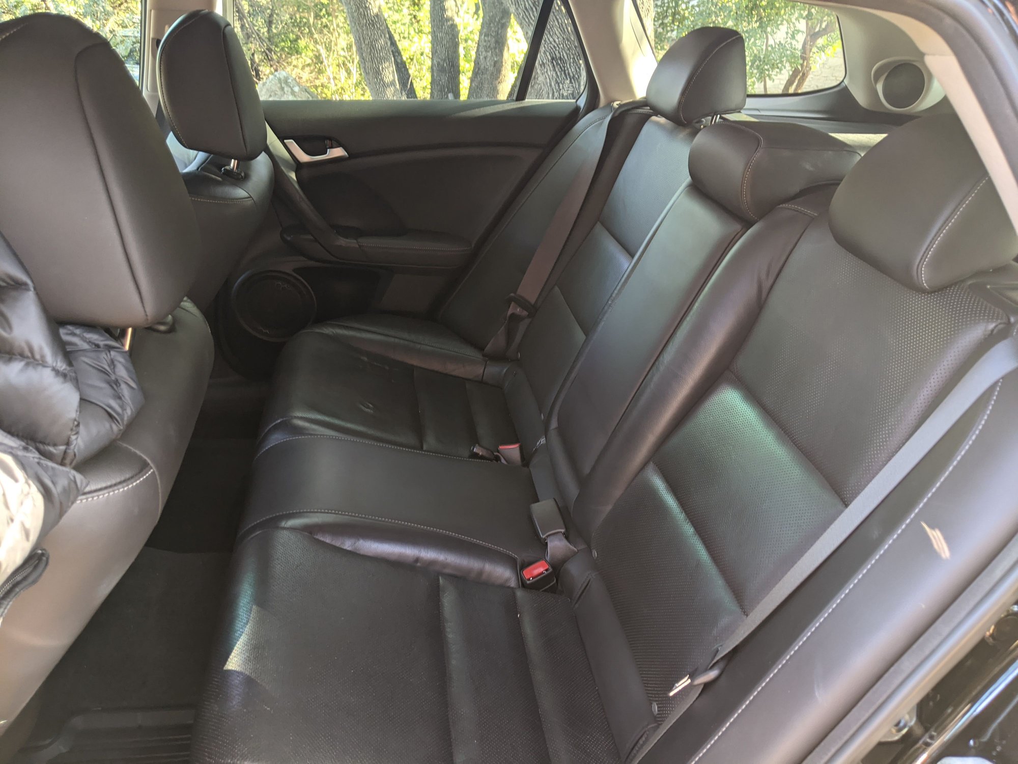 2011 Acura TSX - SOLD: 2011 Acura TSX Sport Wagon FWD with Technology Package, Austin TX - Used - VIN JH4CW2H63BC002521 - 99,805 Miles - 4 cyl - 2WD - Automatic - Wagon - Black - Austin, TX 78731, United States