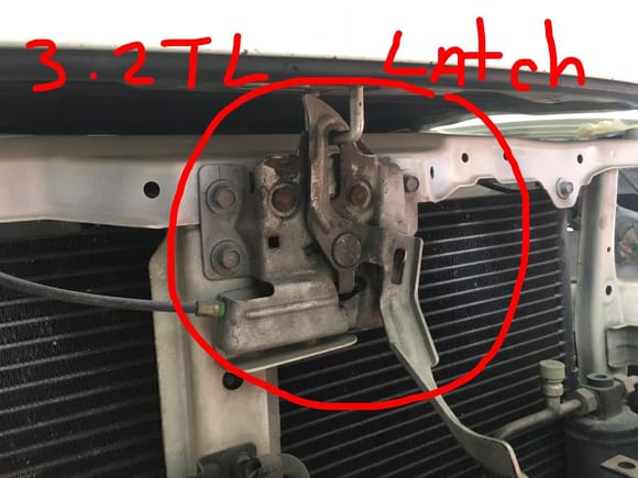 The Latch 2.5TL hood centers up to the 3.2TL latch. But I will use the 2.5TL latch will be used.