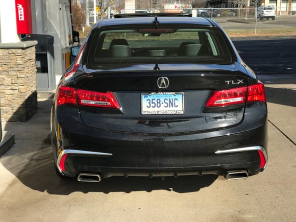 Looks like a trend going on for now. No more Acura Emblems. Even the 2019 Acura TLX loaner I had didn’t have an Acura Emblem. 