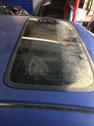 04192017 NEW SUNROOF INSTALLED