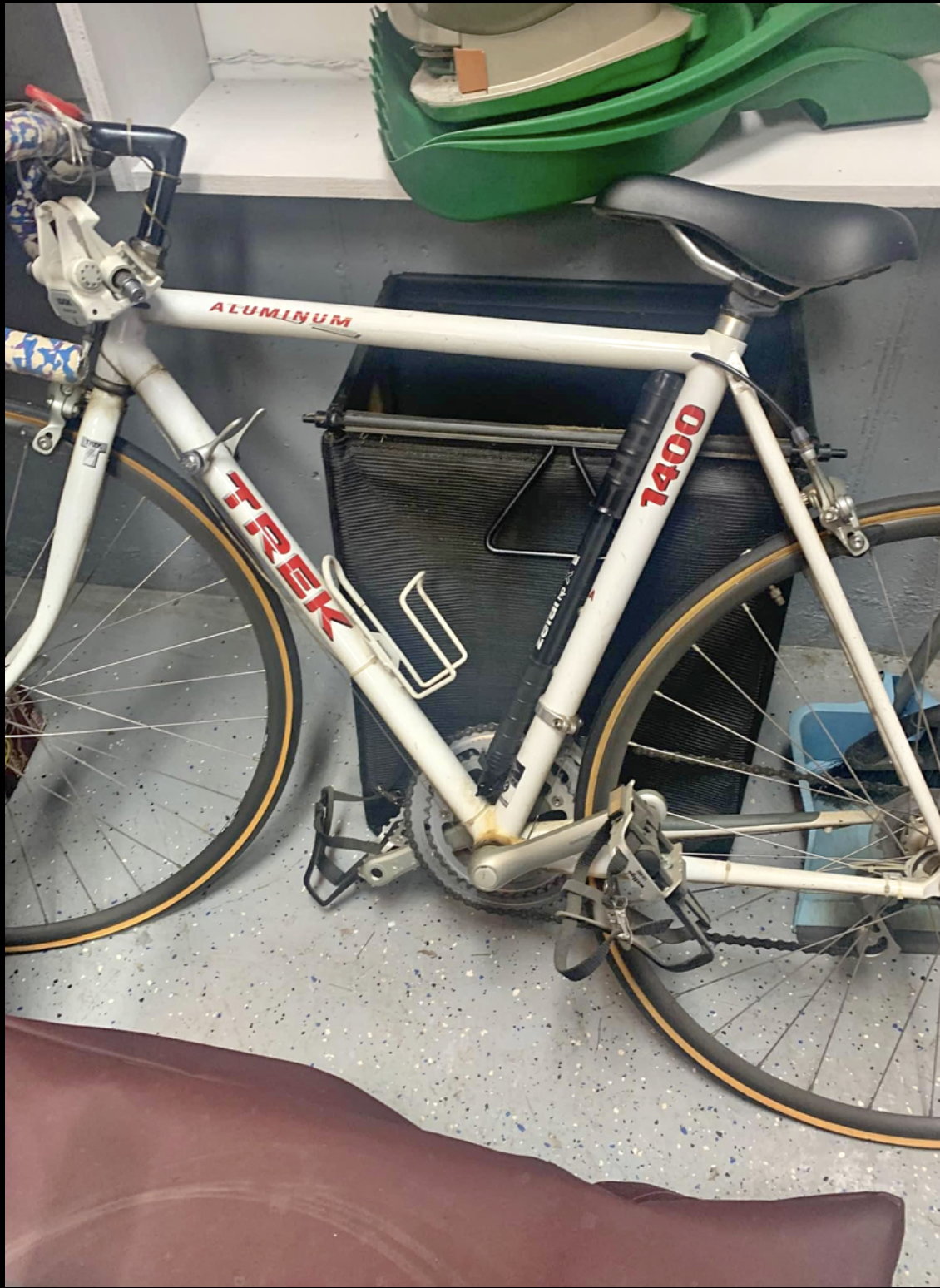 Trek 1400 shop road bike price