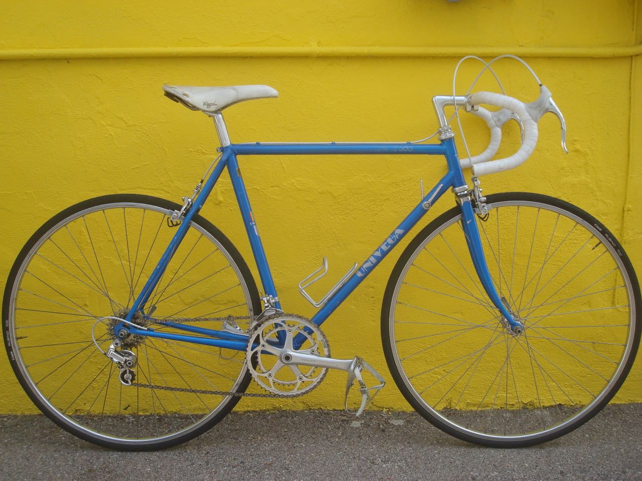 super strada bike