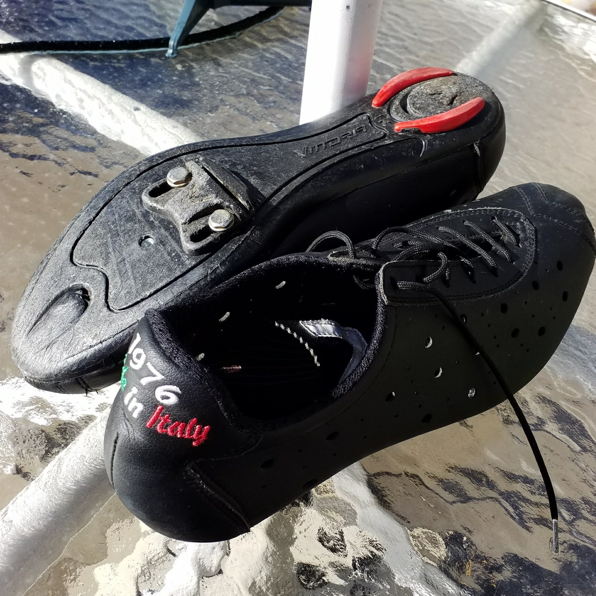cycling shoes for cage pedals