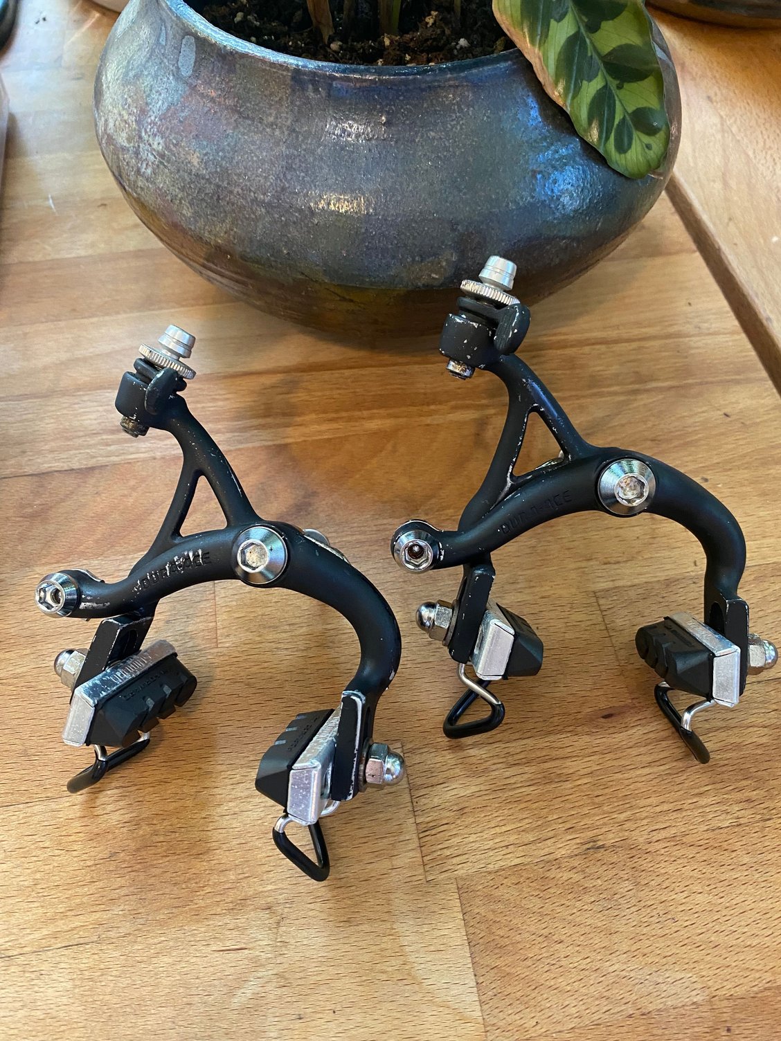 dura ace brake calipers