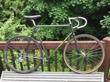 Frameset with a few bits (for 1st look). Will take these 33mm knobbies, maybe with room  for my Bluemel Popular fenders