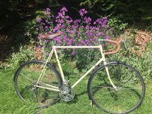 Why I adjusted the saddle to have this much tilt, I couldn’t understand - at least for the unpadded around the block ride today!