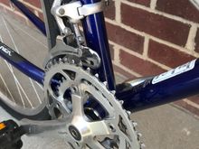 Shimano 700CX front derailleur, XT crankset 24/34/46, XT bottom bracket 68x116