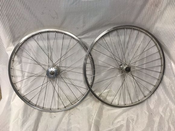 Pair of 26" touring wheels with SON front hub, Shimano XT rear hub