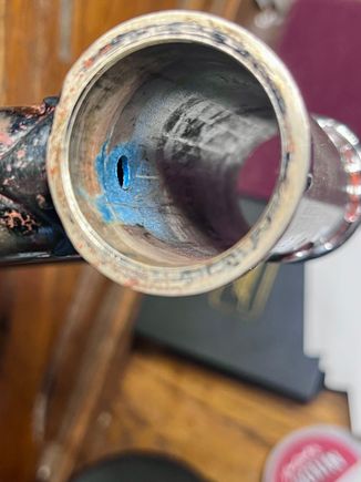 Trace of sky blue in head tube