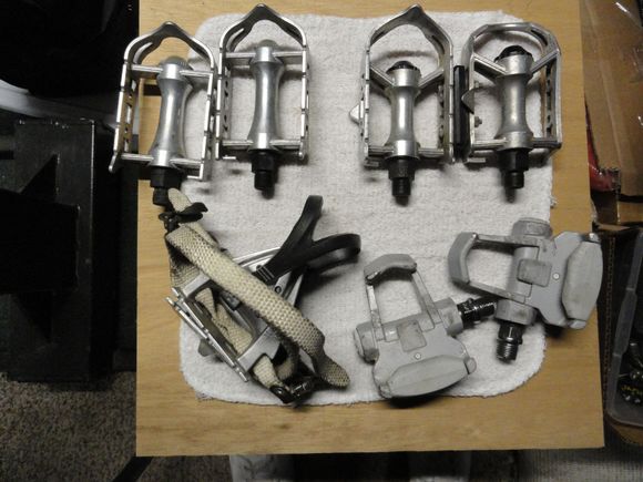 Lower right is Look, lower left is 105, upper left are SR sp150's, upper right are KKT pro vic II.
