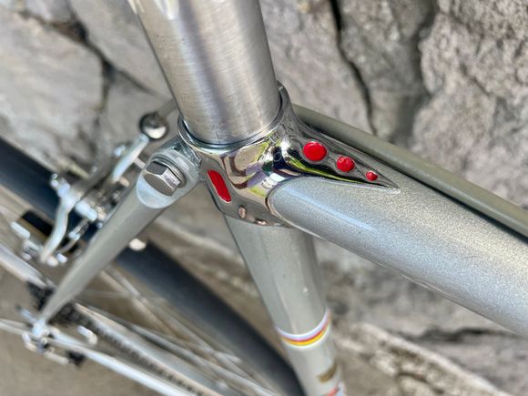 I just love these lugs