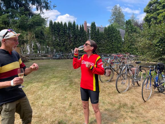 The most patient woman. Rocks the Colnago Jersey well. 