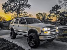 1999 Blazer LT. 4x4.