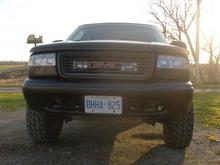 Tinted lights and black bumper