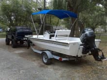 2001 Sea N Sport 18.5' center console flats boat with a 90 Johnson 2 stroke on the back