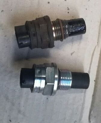 Genuine, old sensor and a replacement