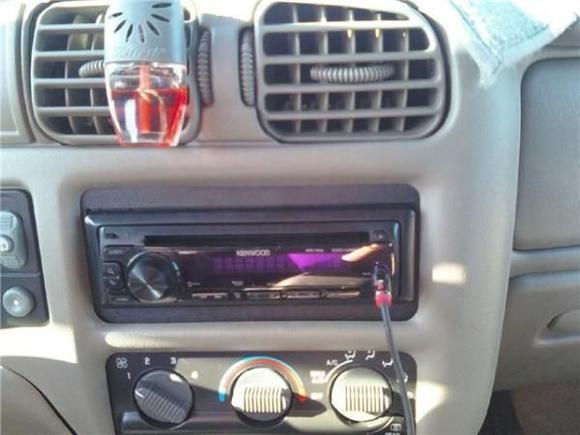 new Kenwood deck with ipod dock and Sub. control