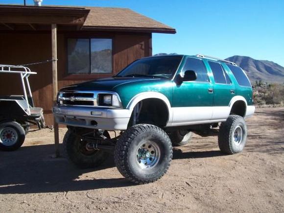 This pic is before doing the relocate and sway bar, in fact all these pics are before pics, will add more recent here soon.