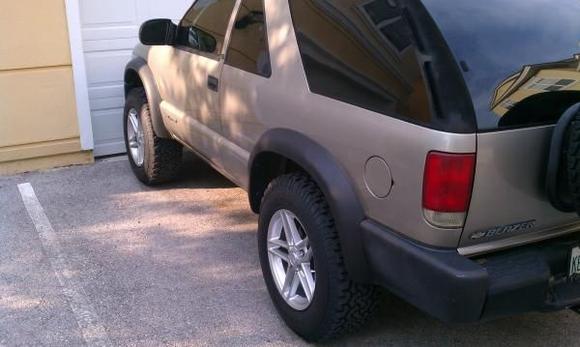 Rear View
My 2000 Bazer ZR2
with 17 x 9 Corvette ZO2 Wheels
and BF Goodrich LT275/65 All Terrain TA
