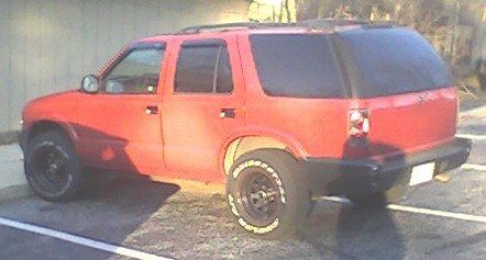 Left side view. Brightened the pic a little, due to bad lighting.