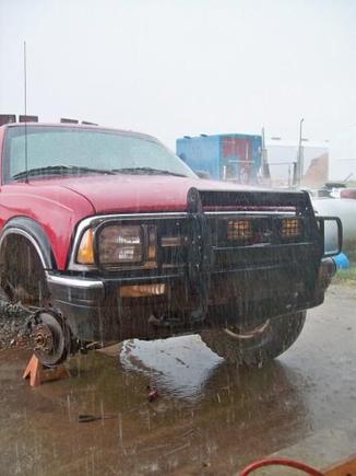 trying to replace a balljoint, then it rains on me