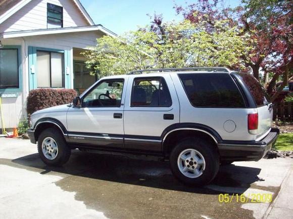 Finished with all lower black trim, front grille, and undercarriage re-painted &amp; detailed.