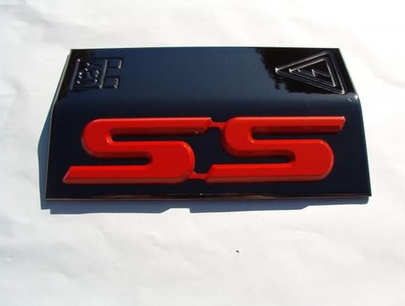 Powdercoated engine cover