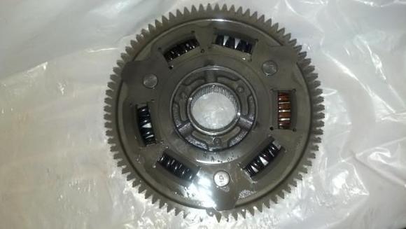 clutch (outer)