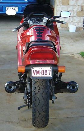 CBR1000F bck