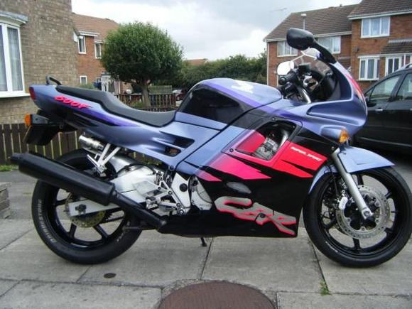 CBR 600 Pic 4