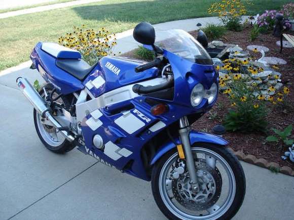 I had D&amp;D exhaust and jetted. Took stickers off and had various racing stickers. Stabilizer arm replaced all blinkers with tinted shield.
