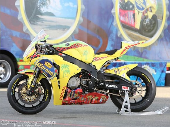 This is the 09 AMA Superbike we built out of American Honda