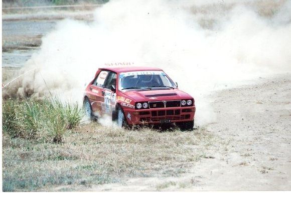 10853 1189631392951 1593331363 485913 6125561 n

this is my rally car, supercharged engine, 4WD,
very exciting car (lancia delta 4WD evo)