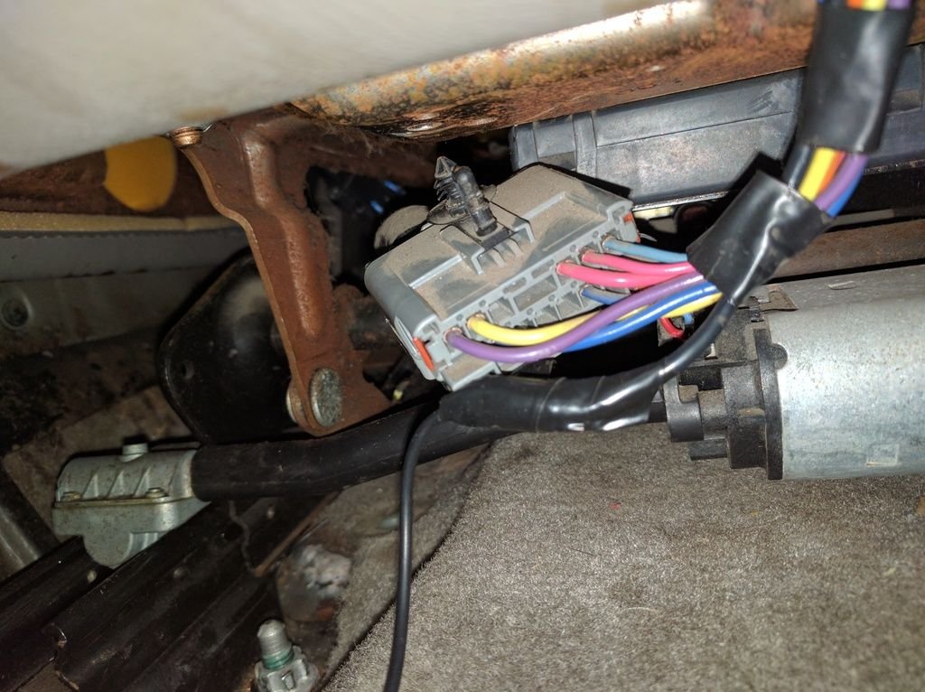 04 Tahoe Z71 Power Seat issue Thinking its electrical Chevrolet