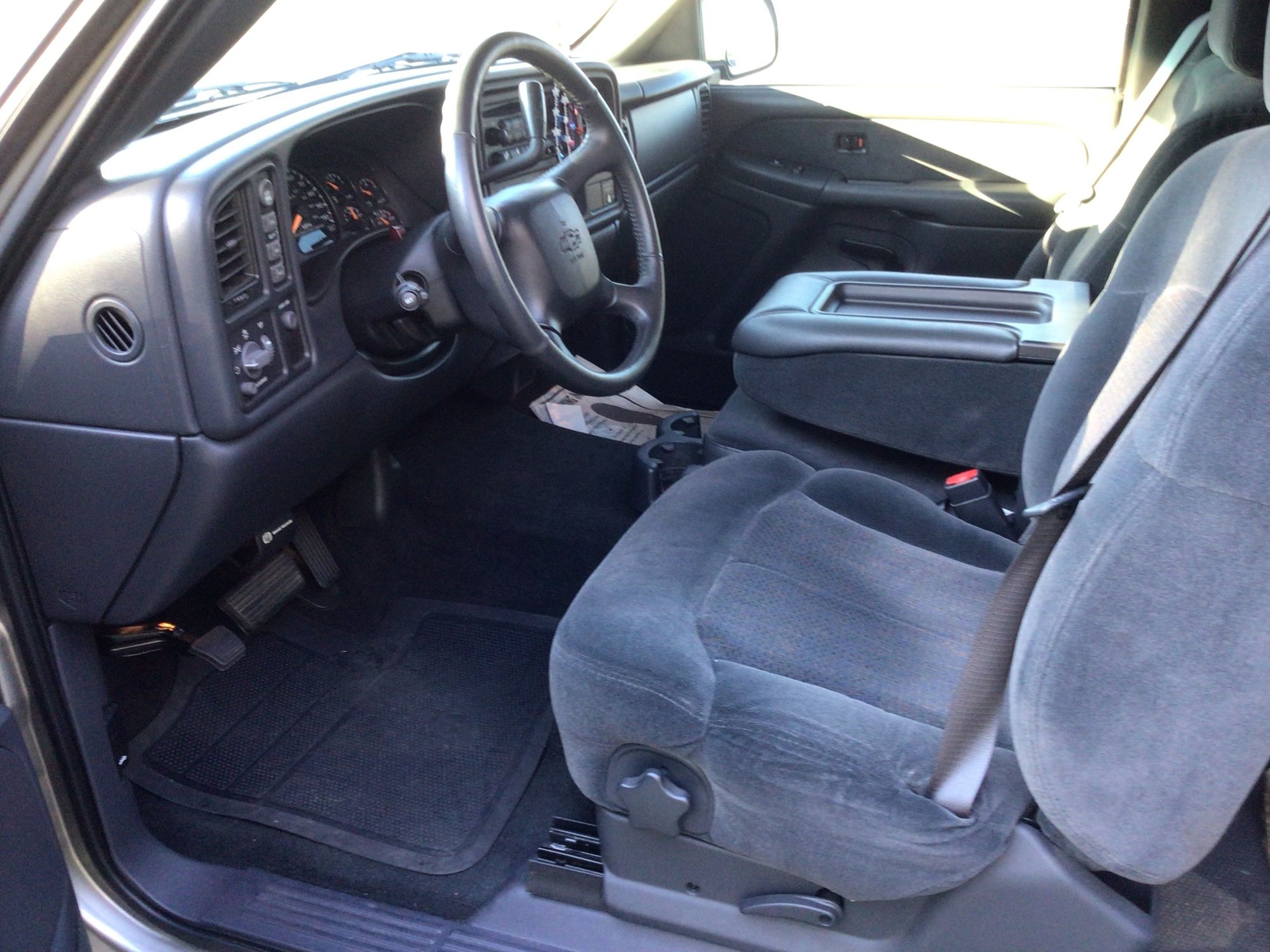 2001 Chevrolet Silverado 1500 - 2001 Chevrolet Silverado 1500 LS Extended Cab z71 - Used - VIN 1GCEK19T81E250125 - 8 cyl - 4WD - Automatic - Truck - Beige - West Chester, OH 45069, United States
