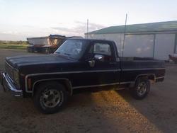 after i put the tool box and whips on. whips recently broke off