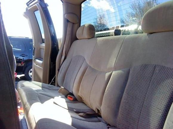 Back Seat perfect cloth