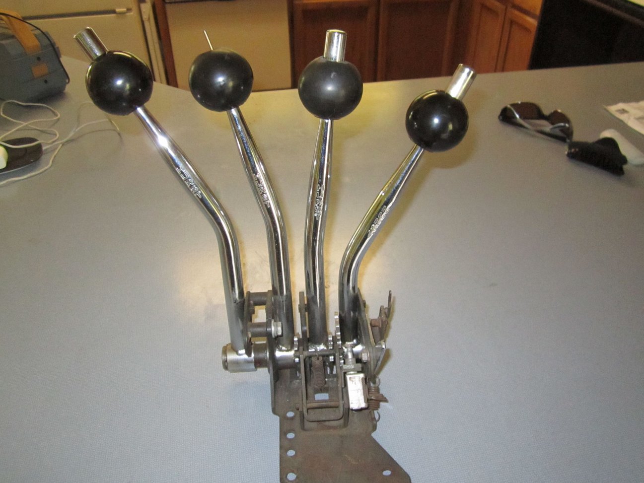 Aftermarket VE V8 manual gear knobs now available. Page 2 Just