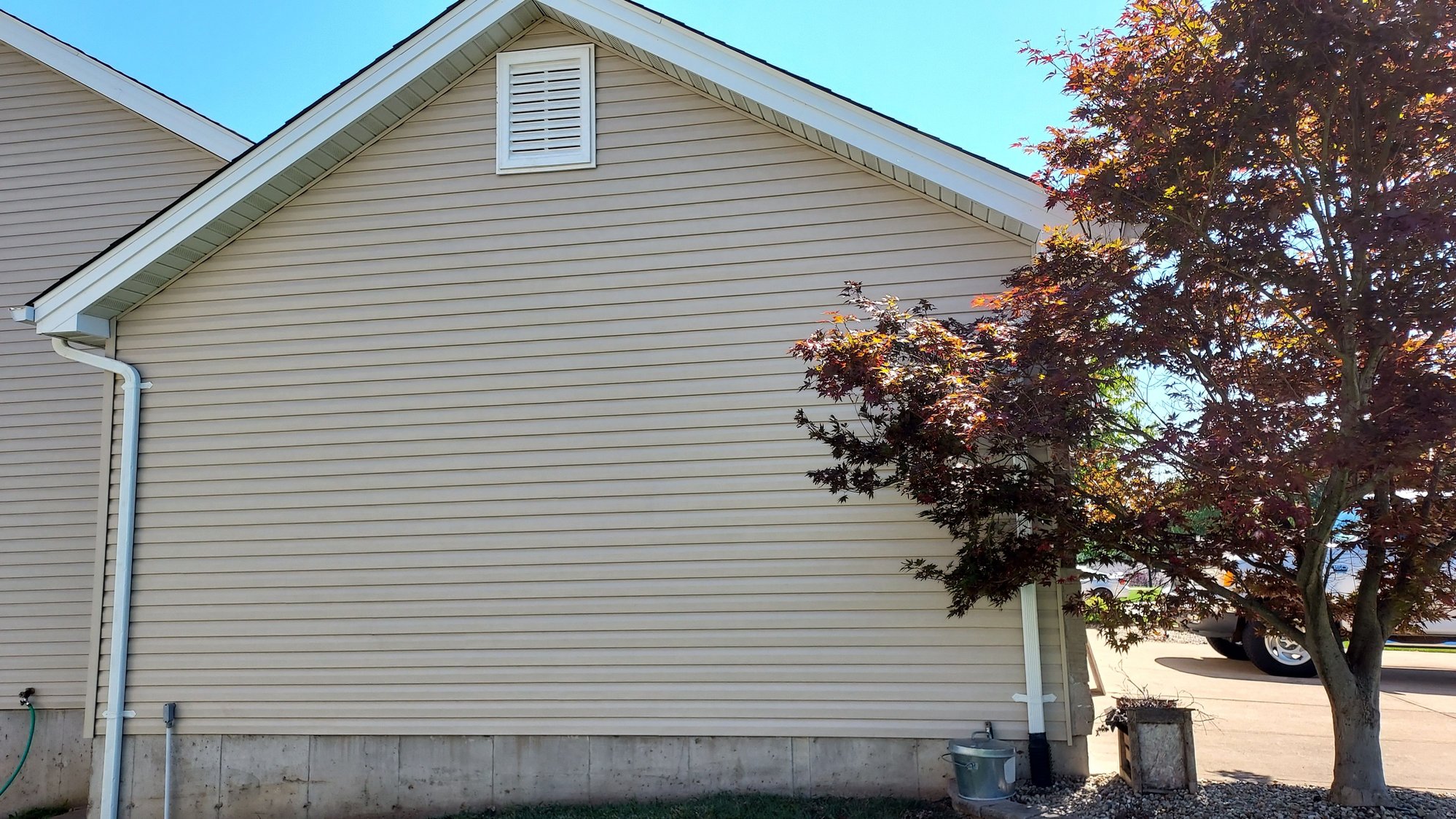 All new siding on this section.