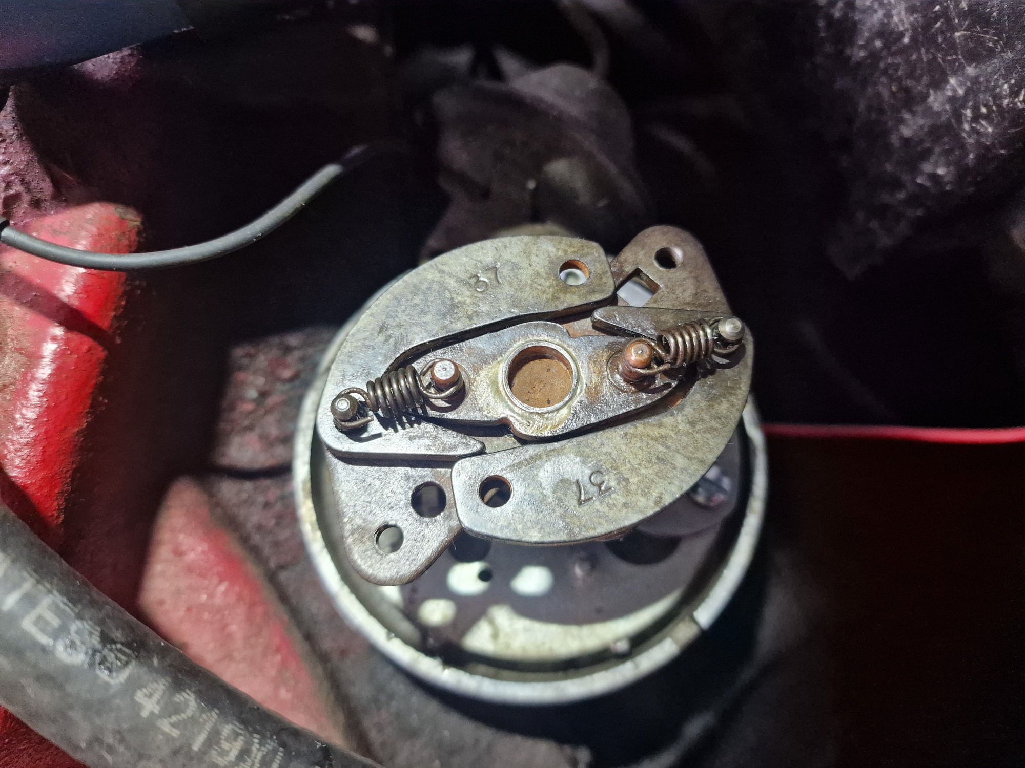 Reinstalled timing advance weights