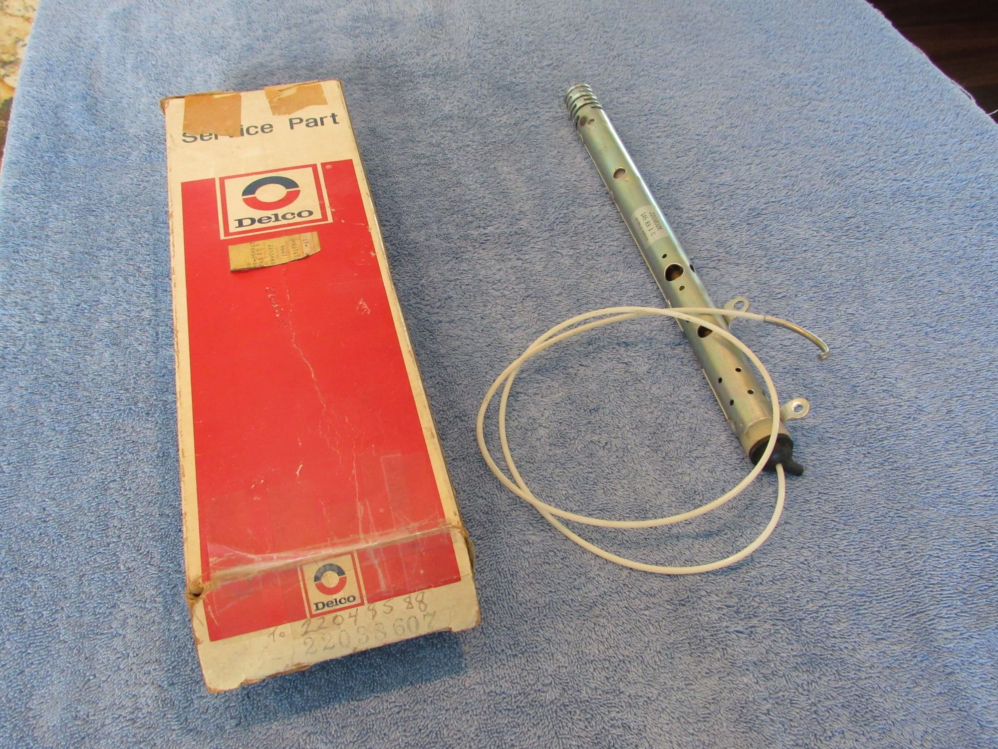 NOS 1980's Oldsmobile Power Antenna Mast and Tube Assembly ...