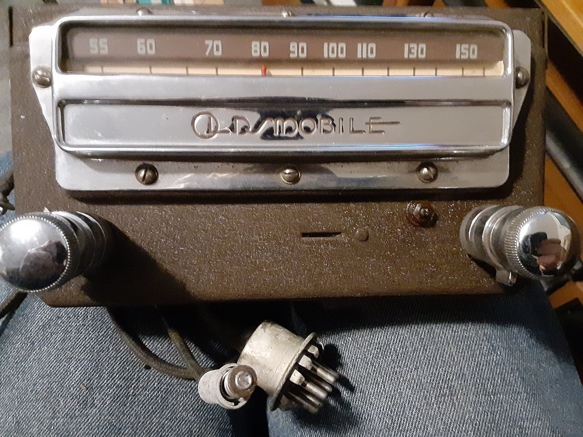 Oldsmobile radio I.D.