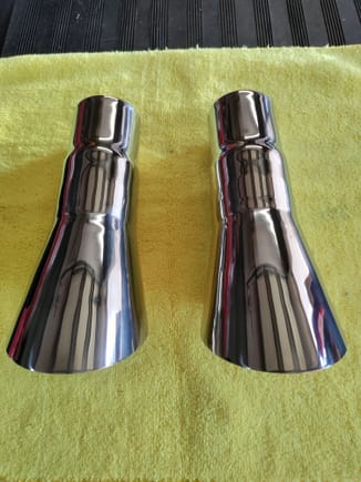 68-72 442 exhaust tips. Stock size 2 1/4 ID. Really nice. $45.