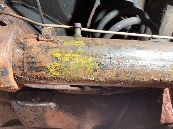 Yellow paint rear of passenger axle
