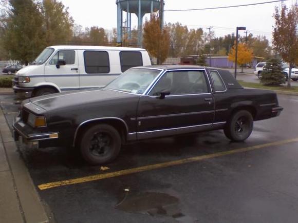 my car at work please don't mind the dirtiness lol