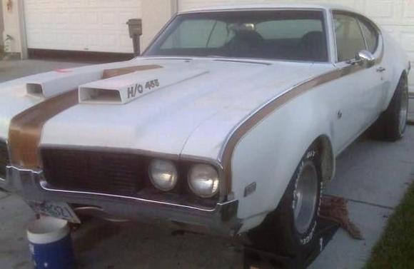 if u cant tell i made the hood