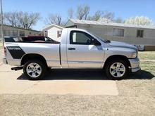 kind of crappy backround but the truck is the shiz....