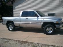 2001 Ram 1500 
5.9 Magnum 4X4 Auto